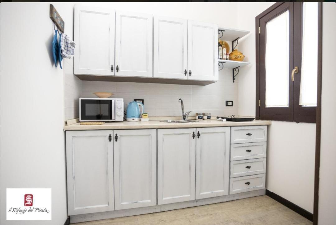 Il Rifugio Del Pirata Apartment Trapani Bagian luar foto