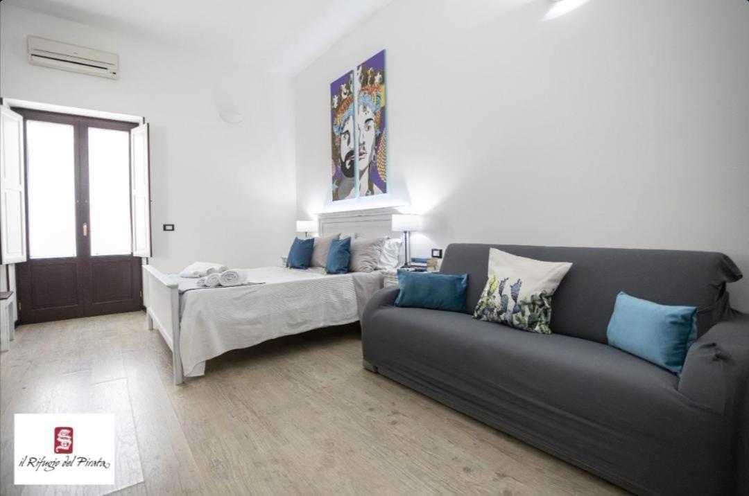Il Rifugio Del Pirata Apartment Trapani Bagian luar foto
