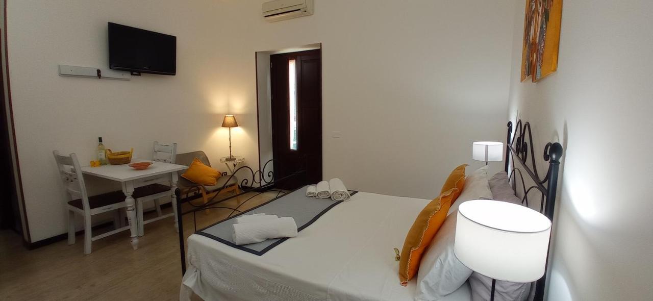 Il Rifugio Del Pirata Apartment Trapani Bagian luar foto