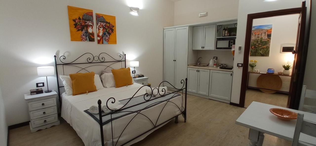 Il Rifugio Del Pirata Apartment Trapani Bagian luar foto