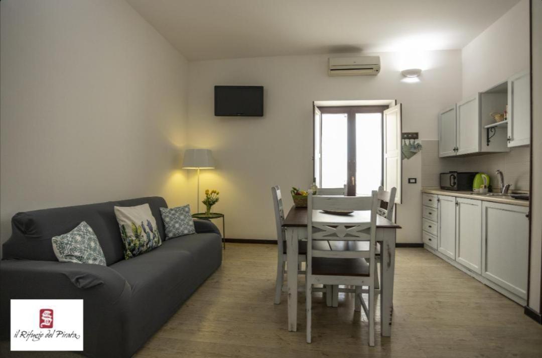 Il Rifugio Del Pirata Apartment Trapani Bagian luar foto