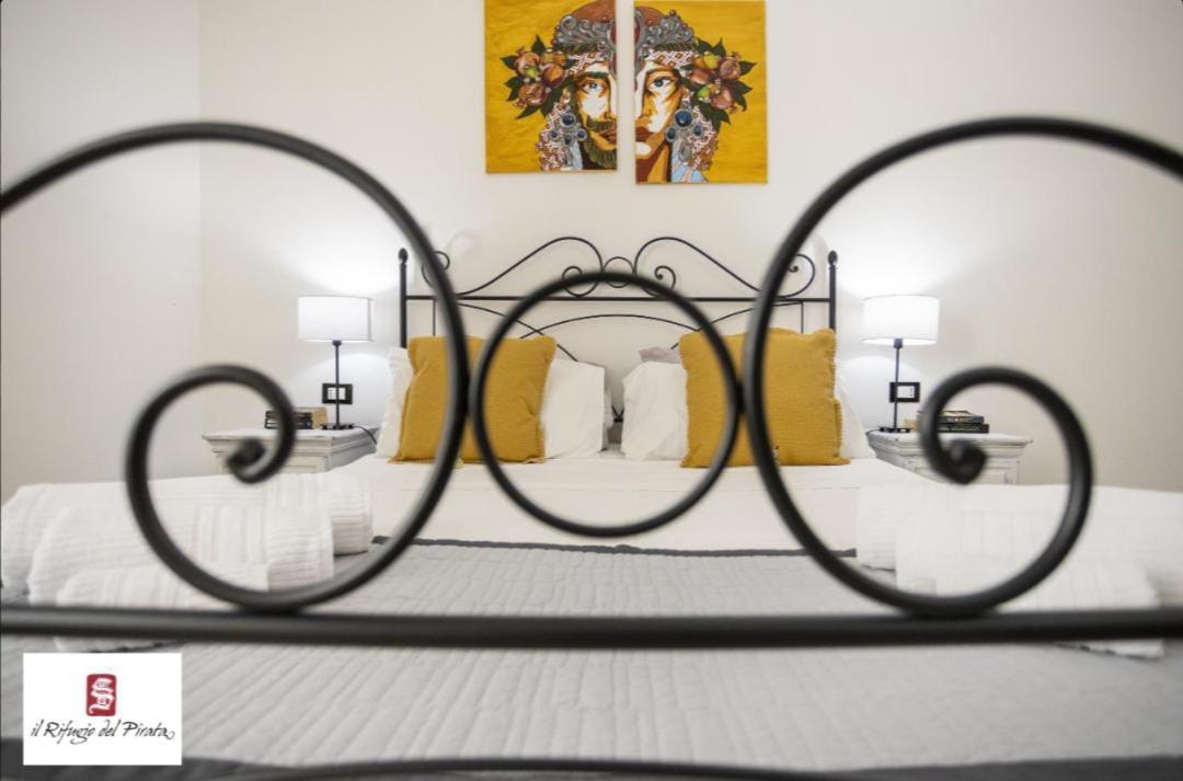 Il Rifugio Del Pirata Apartment Trapani Bagian luar foto